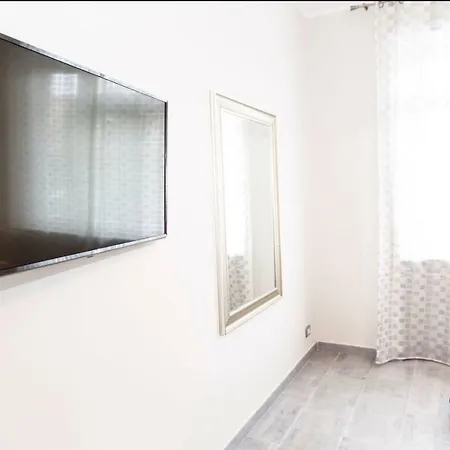 아파트 Gru House 그루글리아스코